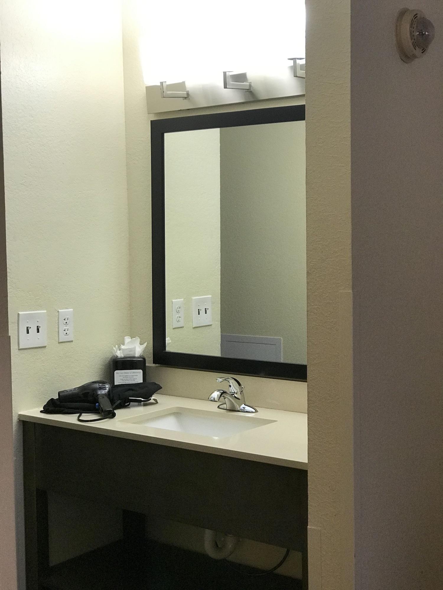 סן אנטוניו Comfort Inn Near Frost Bank Center מראה חיצוני תמונה