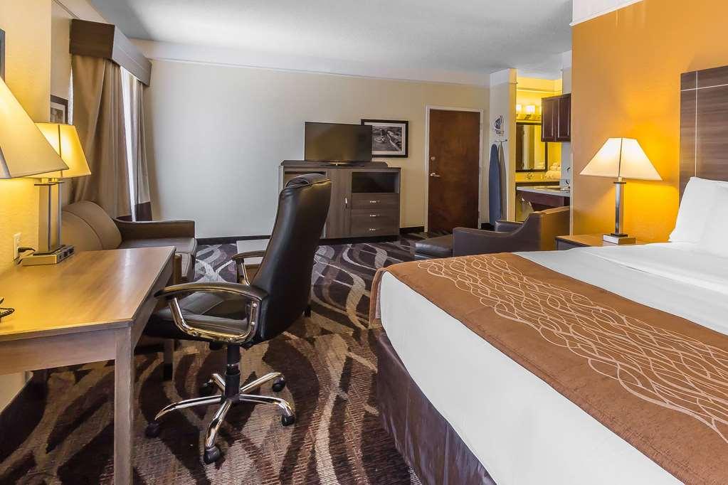 סן אנטוניו Comfort Inn Near Frost Bank Center מראה חיצוני תמונה