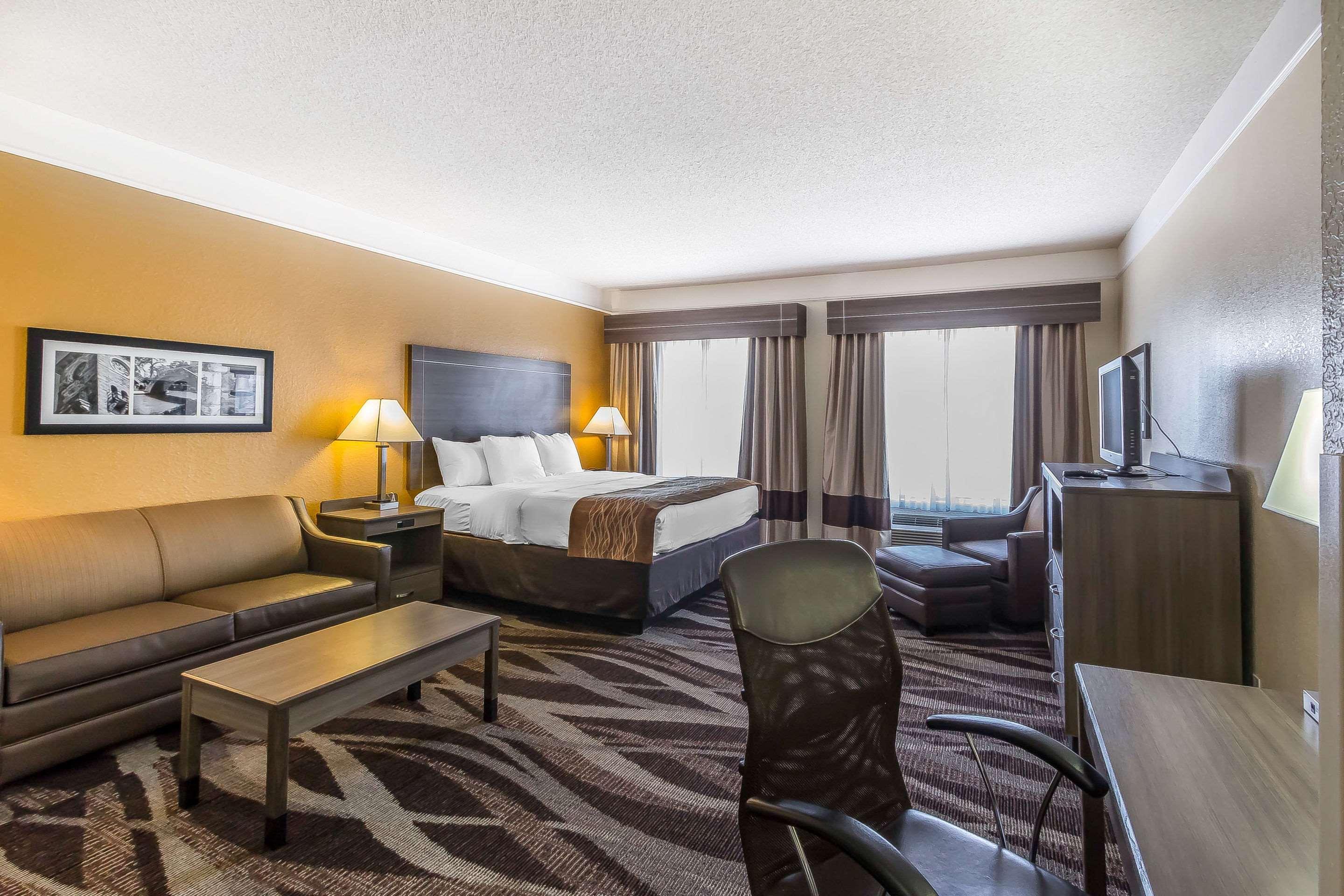 סן אנטוניו Comfort Inn Near Frost Bank Center מראה חיצוני תמונה