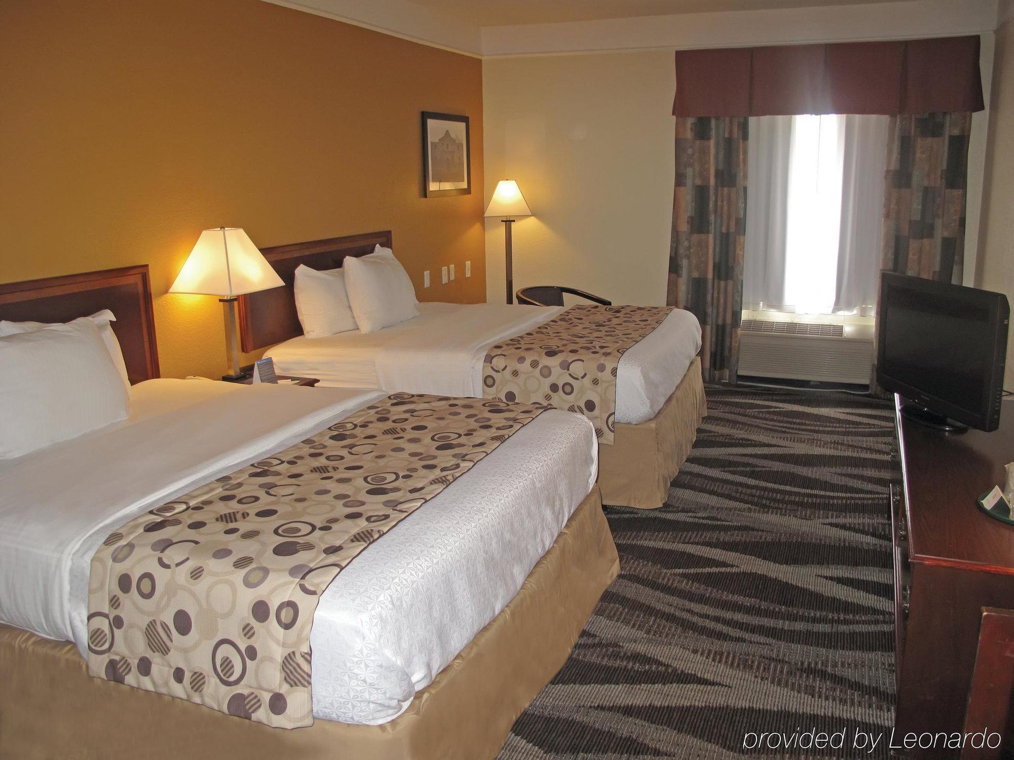 סן אנטוניו Comfort Inn Near Frost Bank Center מראה חיצוני תמונה