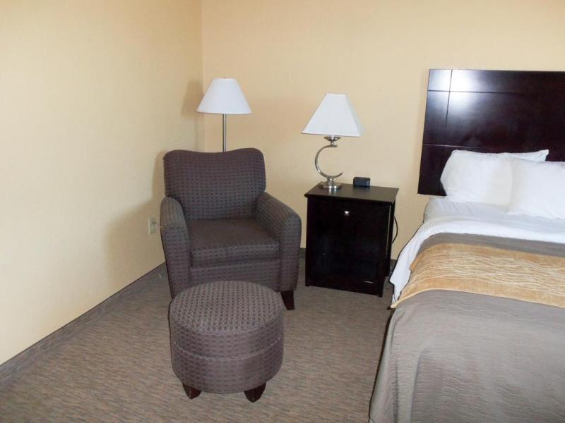סן אנטוניו Comfort Inn Near Frost Bank Center מראה חיצוני תמונה