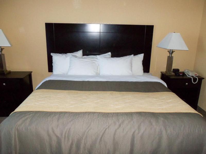 סן אנטוניו Comfort Inn Near Frost Bank Center מראה חיצוני תמונה