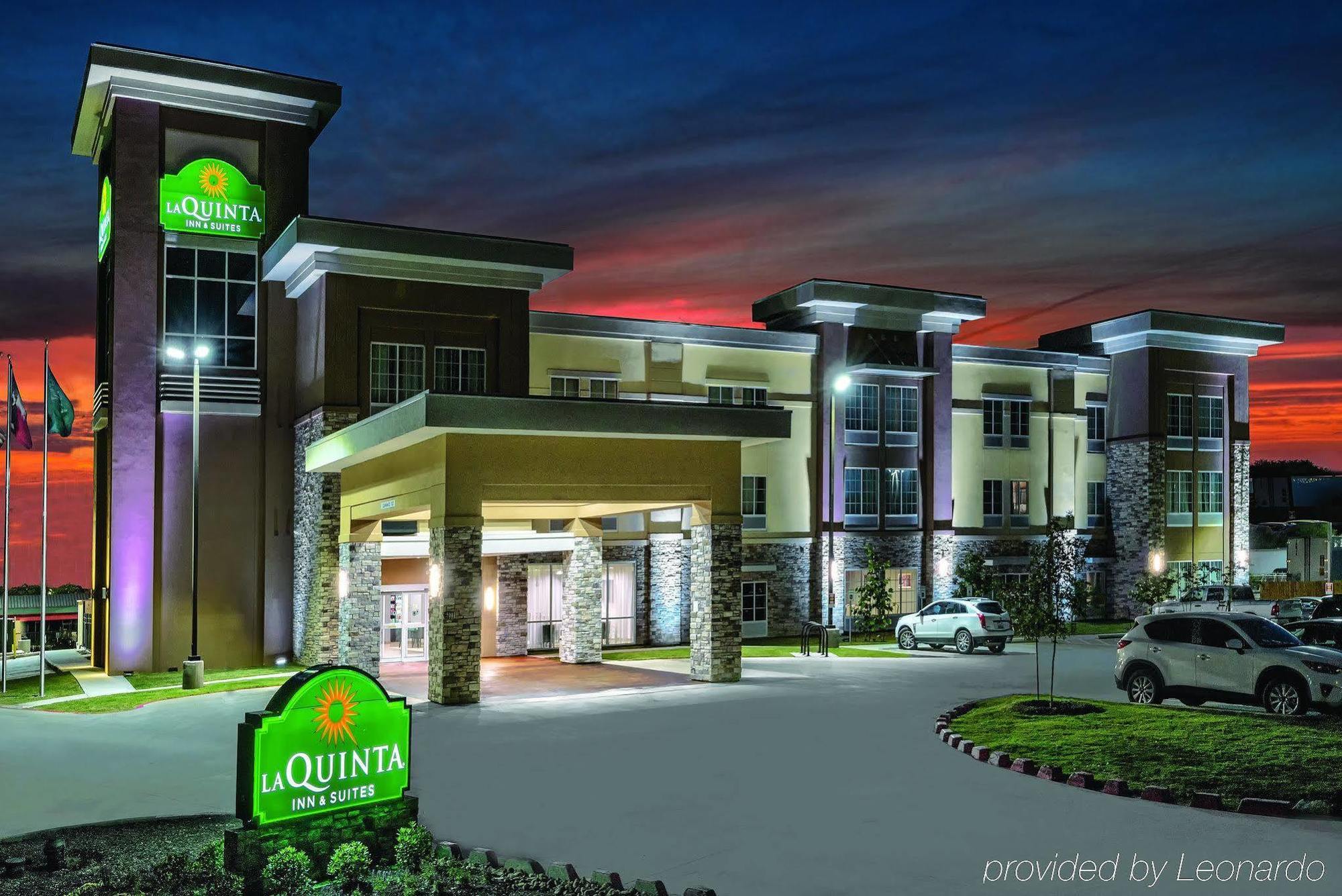 סן אנטוניו Comfort Inn Near Frost Bank Center מראה חיצוני תמונה